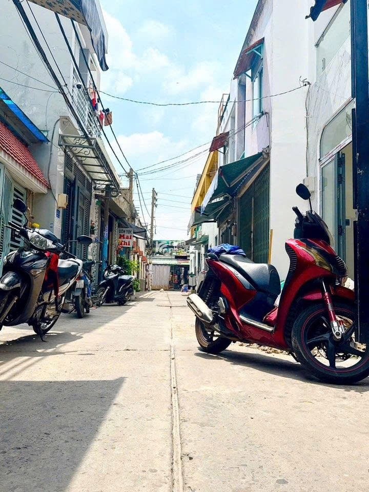 Bán nhà hẻm xe hơi 4x8 giá 3,1 tỷ 