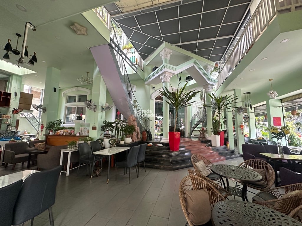 VIEW CÔNG VIÊN - LÔ GÓC-DT:365M2- BÔNG SAO-P.5-Q.8- 59 TỶ