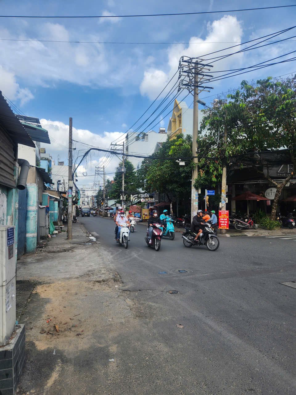 BÁN NHÀ ĐẸP 2 LẦU MẶT TIỀN ĐƯỜNG XE HƠI  PHƯỜNG TÂN SƠN NHÌ , Q. TÂN PHÚ