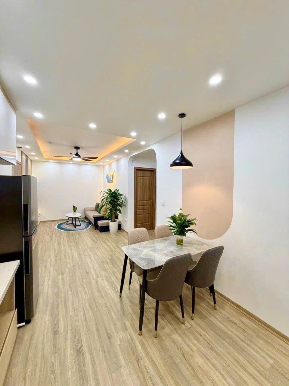 Chỉ 3,45 tỷ căn hộ 60m2 chung cư Linh Đàm sổ đỏ chính chủ