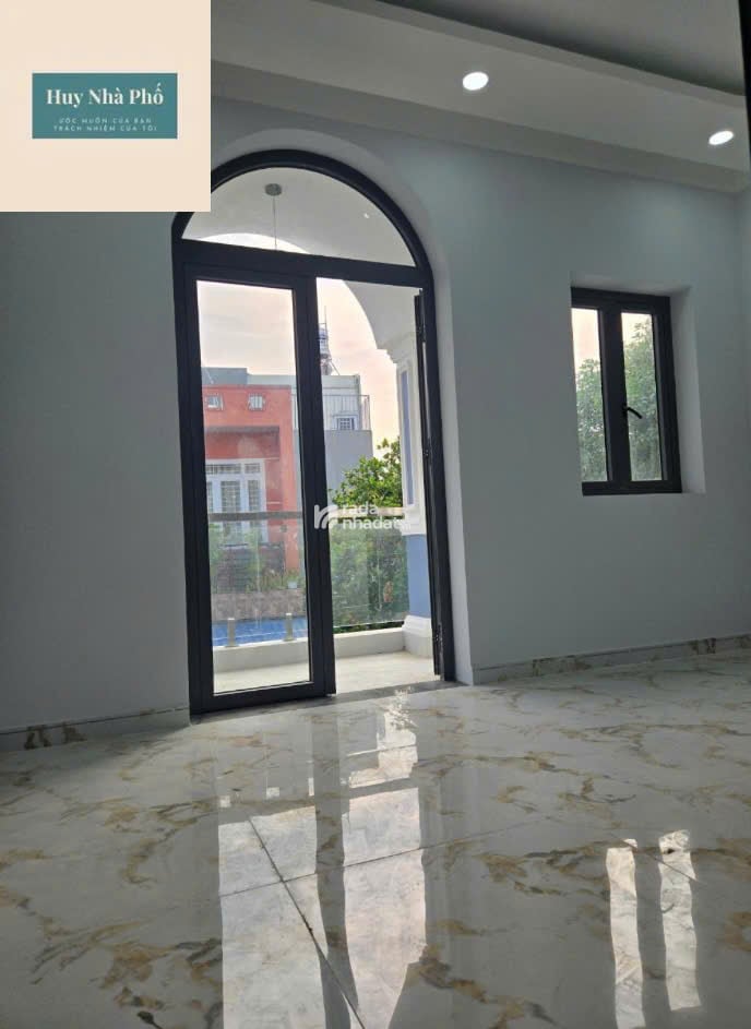 Nha HXH Phươc Thiên-Long Binh DT62m2 3tang kiên cô, giam manh con 5,2 ty