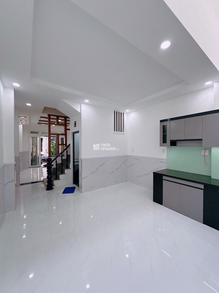 Bán nhà 3 tầng gần AEON tân phú  giá chỉ hơn 6 tỷ