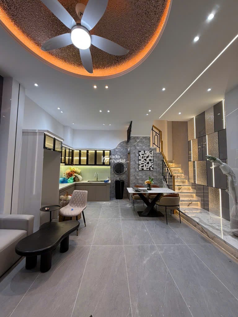 BÁN NHÀ 1 TRỆT 2 LẦU MỚI XÂY XONG ĐƯỜNG LÊ VĂN THỌ P9- Q GÒ VẤP ( GIAO VỚI PHẠM VĂN CHIÊU)