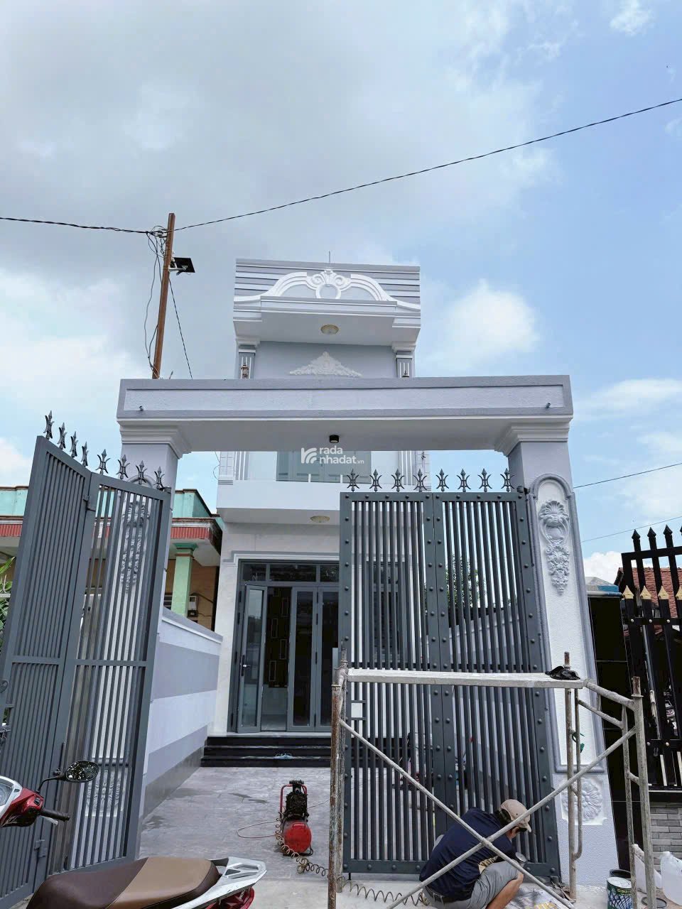 BÁN NHÀ MỚI XÂY 1 TRỆT 1 LẦU ĐƯỜNG DX69, ĐỊNH HÒA, THỦ DẦU MỘT. SỔ HỒNG RIÊNG