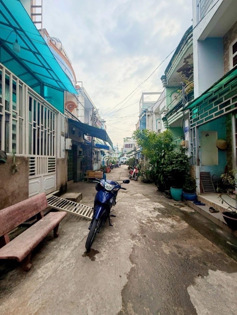 SIÊU PHẨM HẤP DẪN VỚI BỀ NGANG LỚN GẦN 7M NỞ HẬU SỔ ĐẸP HOÀN CÔNG - NGAY BÌNH TRỊ ĐÔNG - ĐẤT MỚI - 