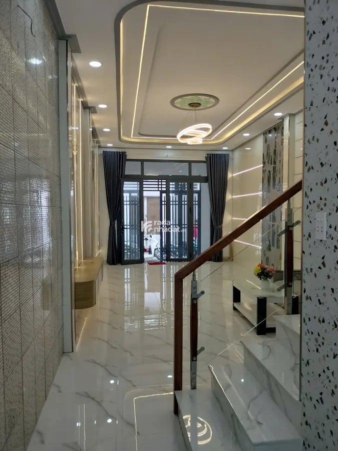 BÁN NHÀ 2 TẦNG MỚI KENG,GIÁ TỐT ,VÀO Ở NGAY