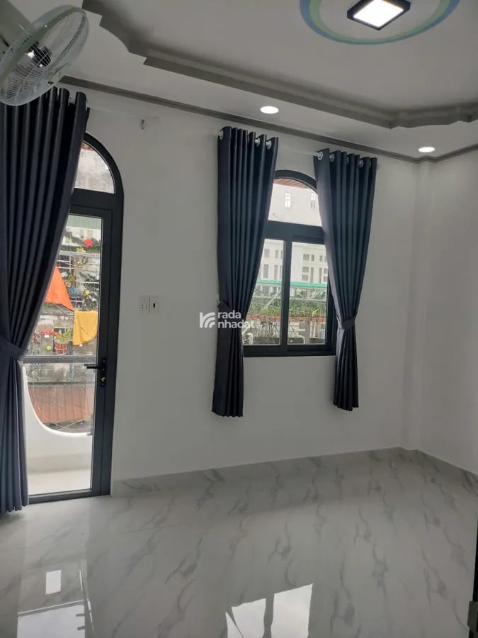 BÁN NHÀ 2 TẦNG MỚI KENG,GIÁ TỐT ,VÀO Ở NGAY