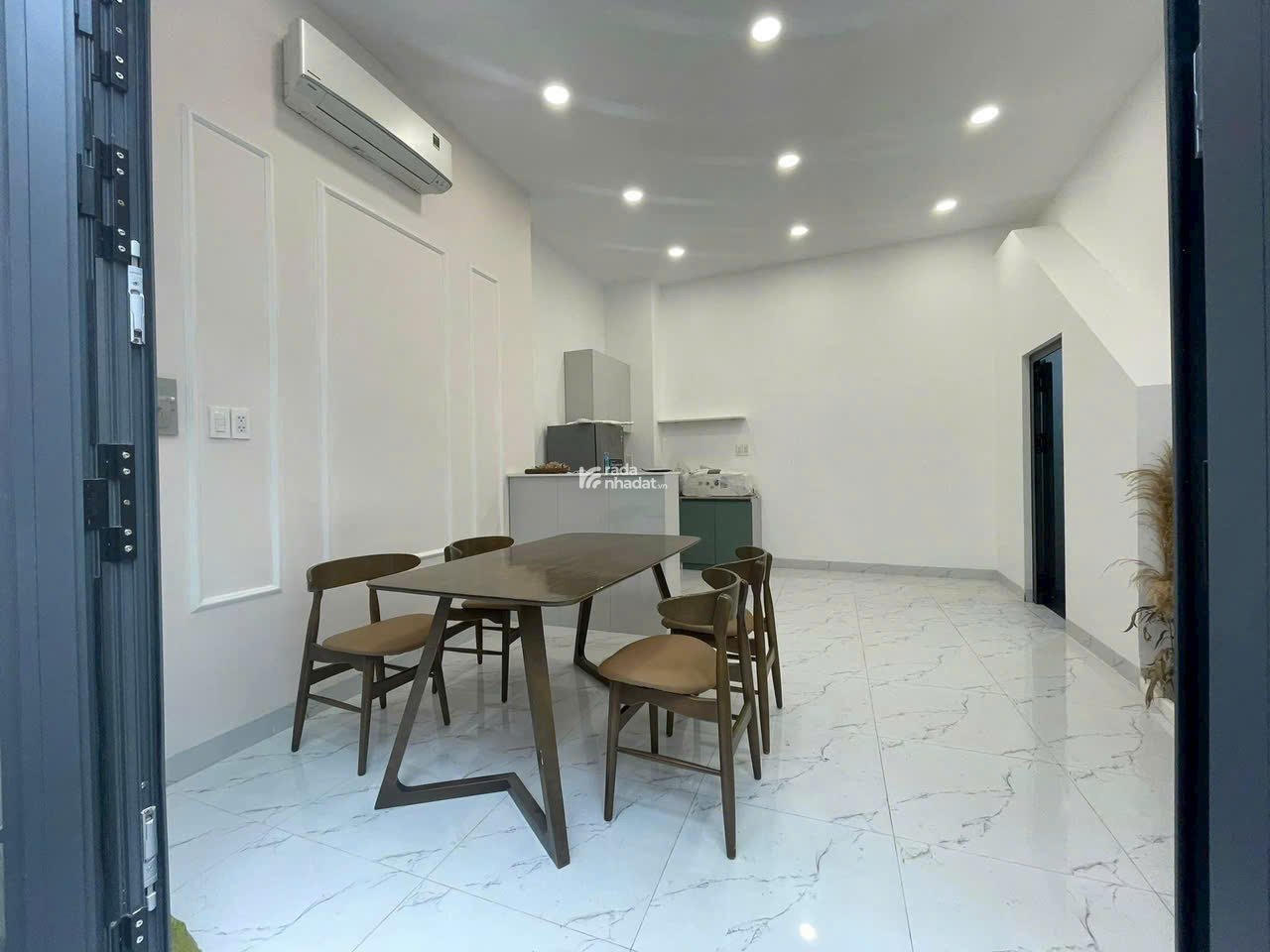 BÁN NHÀ HXH ĐƯỜNG 3/2 QUẬN 10 - DT 4.3 X 6M NỞ HẬU 5M - GIÁ CHỈ 7.1 TỶ