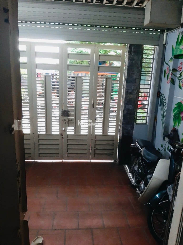 HẺM 8M - KHU BÀU CÁT- PHAN SÀO NAM-P.11-TÂN BÌNH-DT: 3.9*21M- 10 TỶ 9