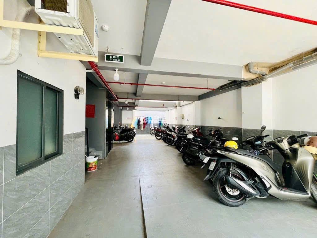 HXH Sedan CĂN HỘ DỊCH VỤ  6 TẦNG -26 PHÒNG - Cho Thuê Khoán 95tr/Tháng, PCCC Chuẩn (8,5x16) 148M2