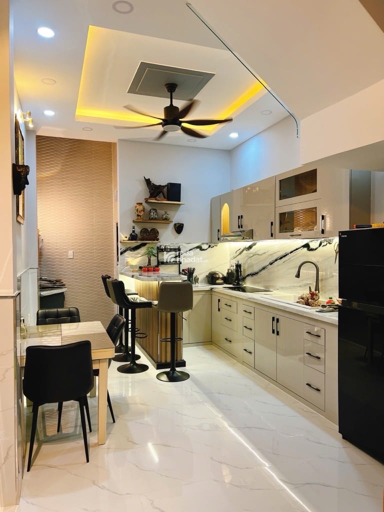 Siêu Phẩm Nhà Đẹp Ngay Luỹ Bán Bích  - Nội Thất Cao Cấp - 48,6 M2 - N3,5x14 - 4 Tầng BTCT - 4PN  