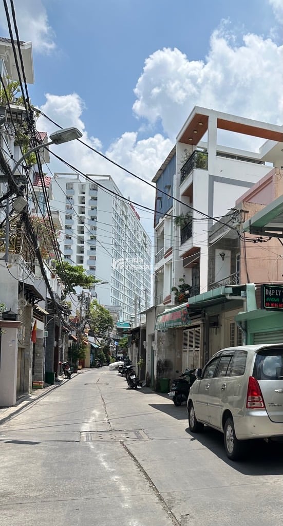Siêu Phẩm Nhà Đẹp Ngay Luỹ Bán Bích  - Nội Thất Cao Cấp - 48,6 M2 - N3,5x14 - 4 Tầng BTCT - 4PN  