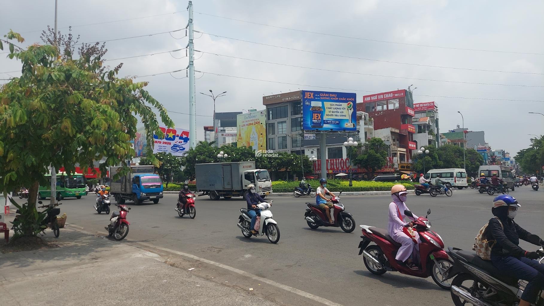  NHÀ MẶT TIỀN LÊ ĐẠI HÀNH - 1 TRỆT 5 LẦU - DÒNG TIỀN GẦN 100 TRIỆU/THÁNG - VIP QUẬN 11 