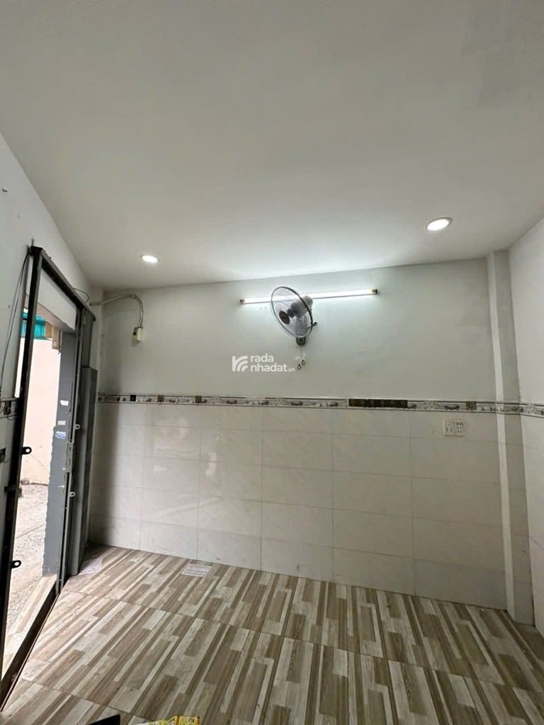 HẺM XE HƠI KHU BÀU CÁT, TÂN BÌNH, 20M2 CÓ KC Ở NGAY. GIẢM 550TR CHỈ CÒN 1.5T TL 