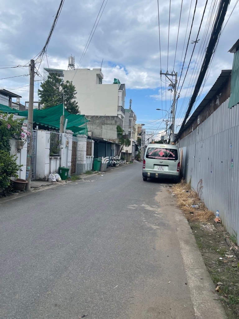 HẺM XE TẢI TRÁNH NHAU, CÓ DÒNG TIỀN, SÁT KHU DC HỒNG LONG, S82m2 CHỈ 5,25 TỶ.