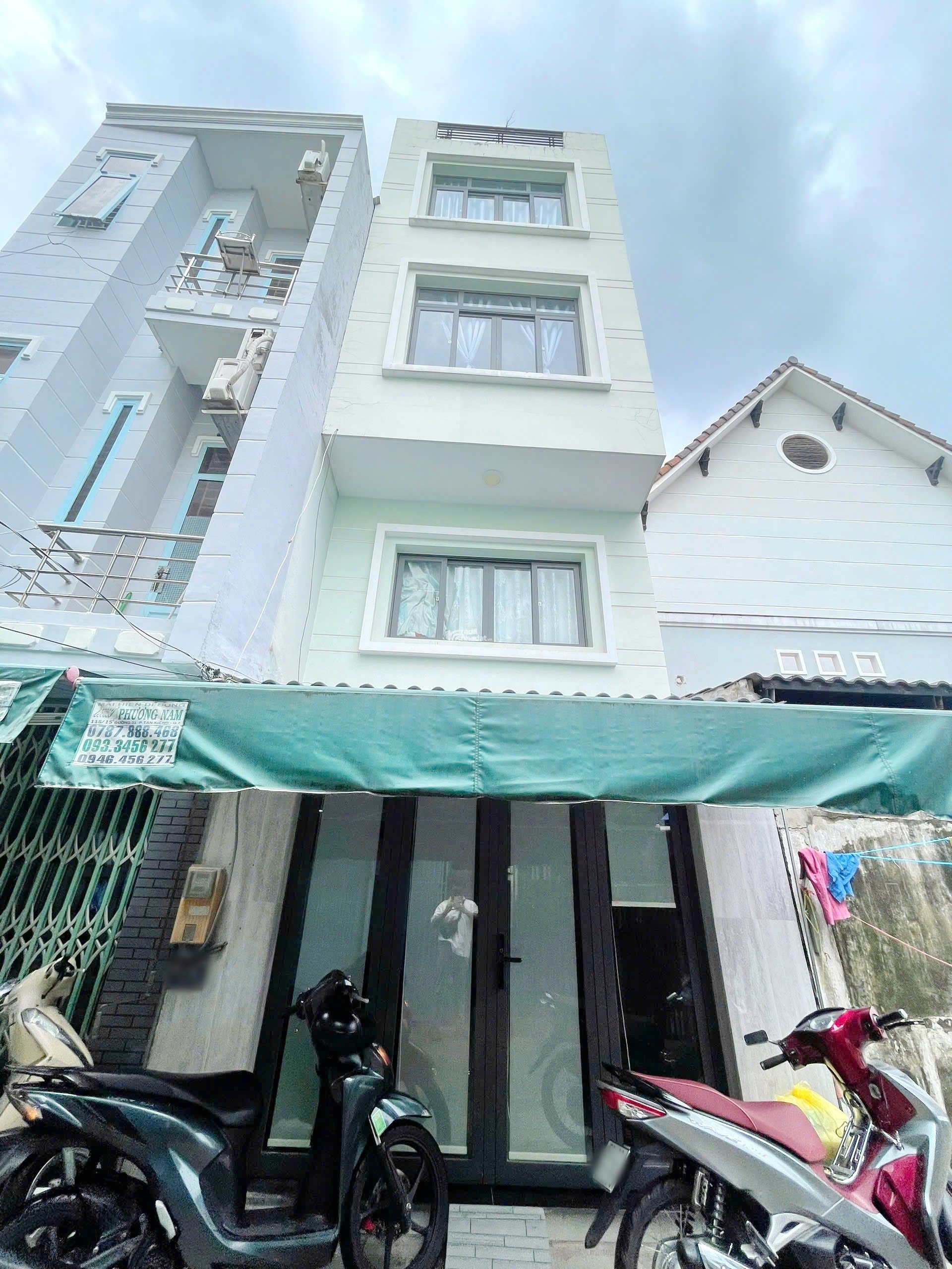 Q7 Nhà Đẹp 4 Tầng - Hẻm Xe Hơi Bùi Văn Ba - Gần Chợ - Giá 5,1 Tỷ 