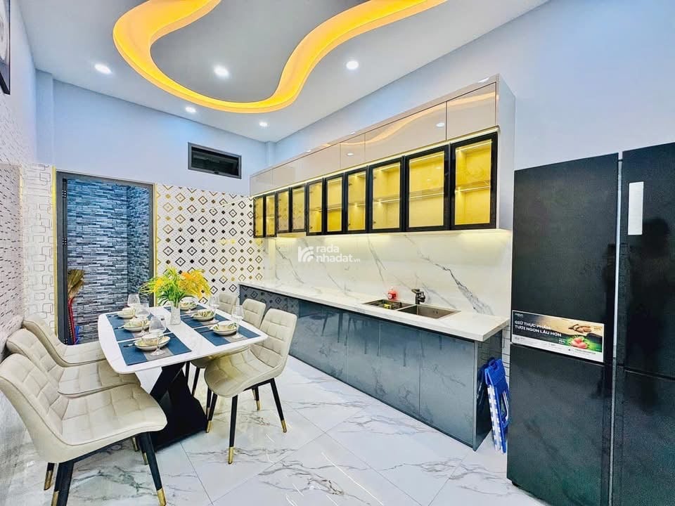 Bán nhà giá đẹp vị trí Lê Quang Định, P7, Q. Bình Thạnh. Giá 3tỷ550, 42m2, SHR