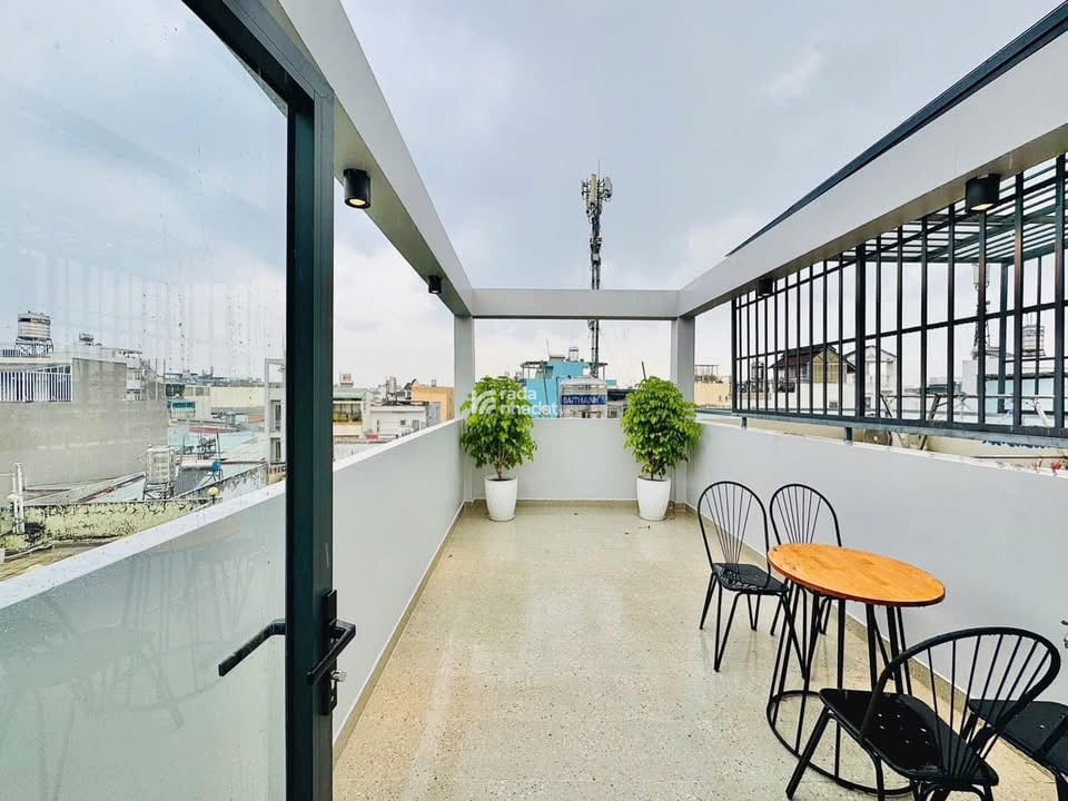 Bán nhà giá đẹp vị trí Lê Quang Định, P7, Q. Bình Thạnh. Giá 3tỷ550, 42m2, SHR