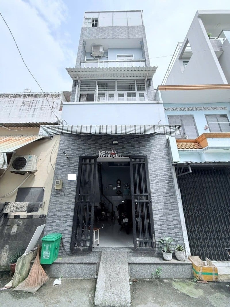 HIẾM CÓ KHÓ TÌM 3 TỶ X- 25M2, 4 TẦNG BTCT HOÀN CÔNG ĐỦ - HẺM NHỰA 7M 