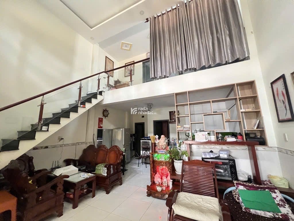 BÁN GẤP NHÀ GẦN SIÊU THỊ COOPXTRA DIỆN TÍCH 92m2 GIÁ NHỈNH 6 TỶTL. LINH XUÂN THỦ ĐỨC.