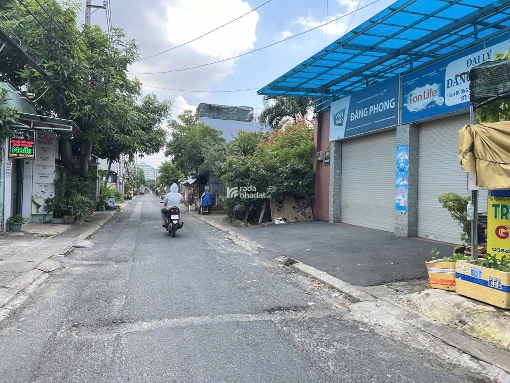  BÁN GẤP NHÀ GẦN SIÊU THỊ COOPXTRA DIỆN TÍCH 92m2 GIÁ NHỈNH 6 TỶTL. LINH XUÂN THỦ ĐỨC.