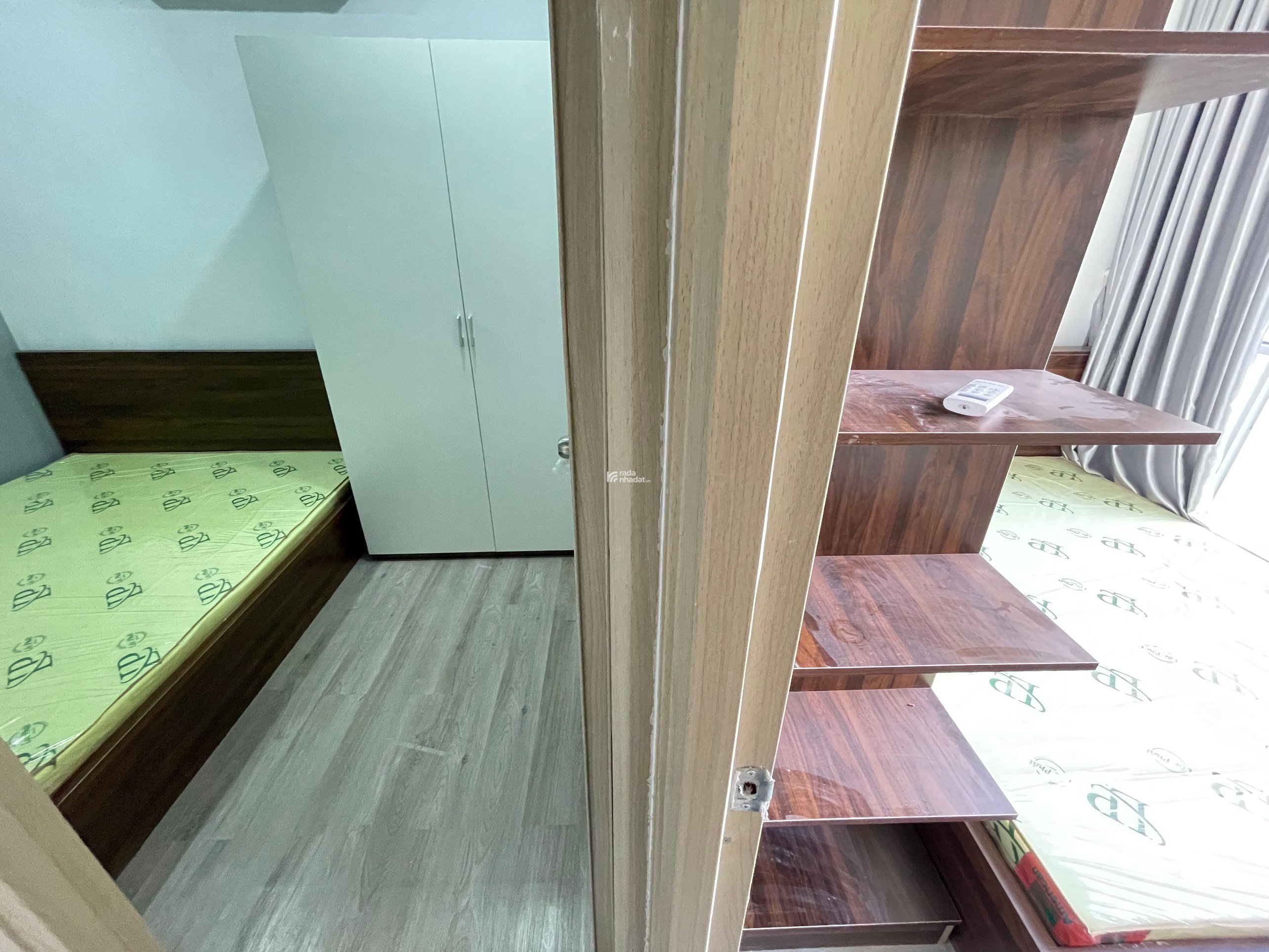 Cho thuê căn hộ 2PN giá rẻ ngay Q10, có thang máy, máy giặt riêng, gần công trường dân chủ