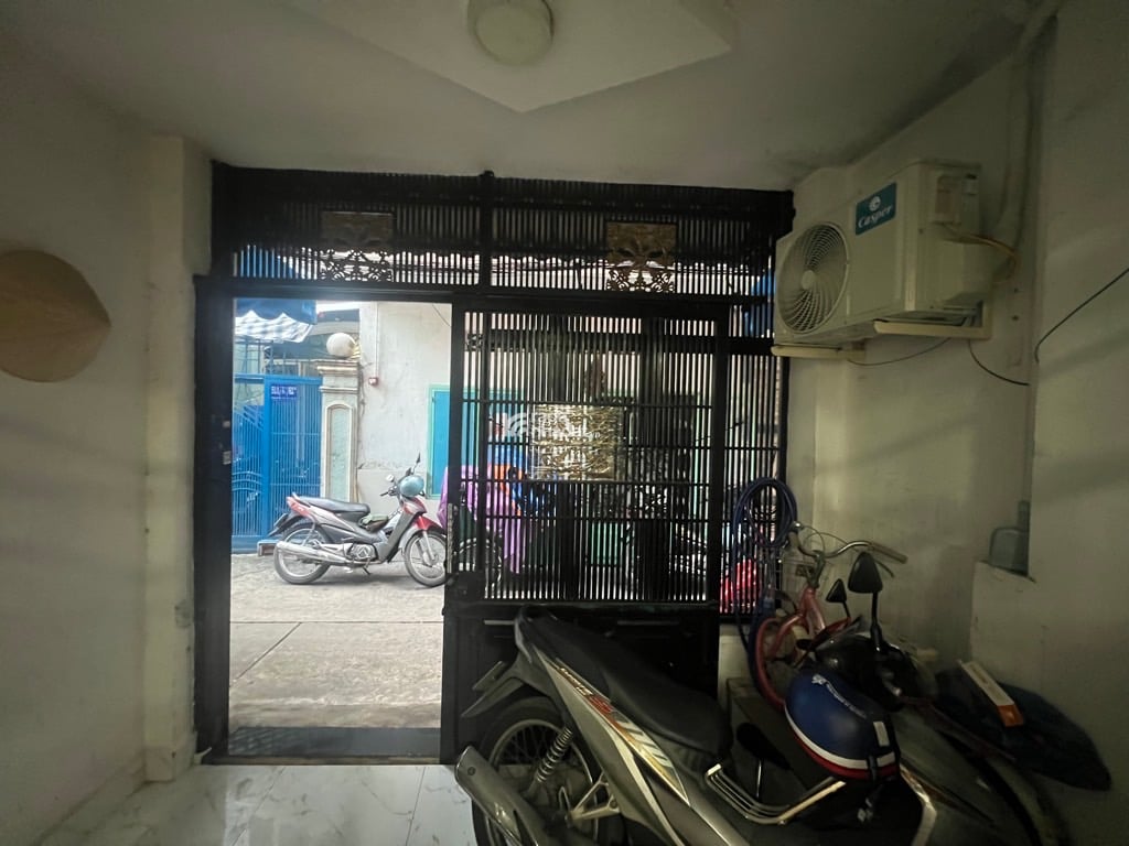 HẺM XE HƠI HOÀNG VĂN THỤ, TÂN BÌNH, 45M2 CÓ KẾT CẤU DỄ CẢI TẠO. GIẢM 350TR CHỈ CÒN 6.1T TL 