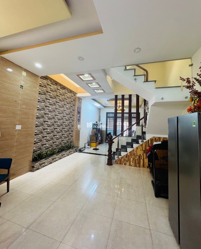 BÁN NHÀ BÌNH TÂN 4 TẦNG 4PN MẶT TIỀN ĐƯỜNG 6M NGANG 5M NHỈNH 6 TỶ    