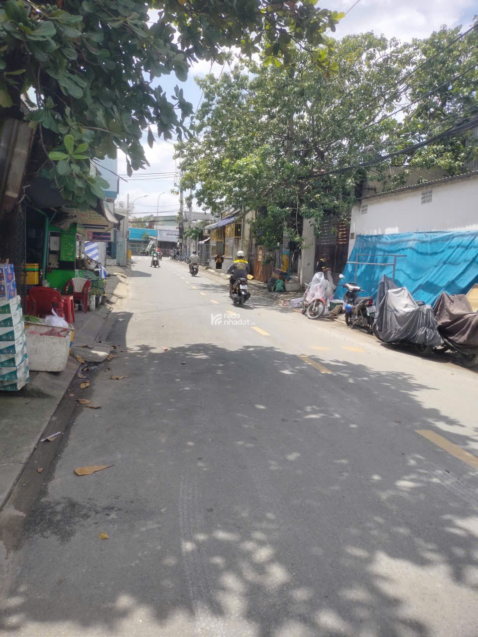 NHÀ NHỎ XINH YÊU 23M2 CHO VK CK TRẺ ĐS 10 HBP 1T1L ĐỦ 1PN 1WC  chỉ 2300