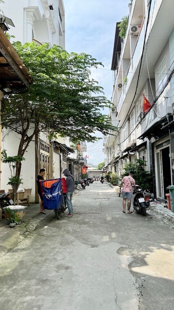 Bán nhà mới đường Bình Thành Quận Bình Tân 36m2