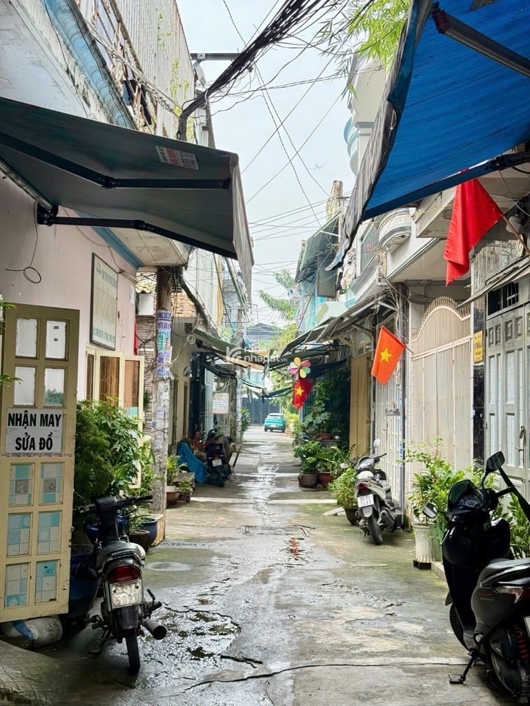 Bán nhà gần nguyễn hữu tiến tây thạnh dương đức hiền