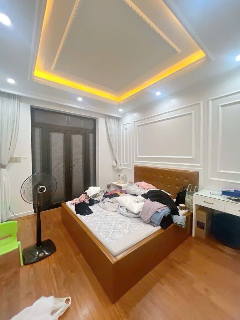 Hẻm 6m Lê Thúc Hoạch, 78m2, 5.3x15m, 4 tầng mới đẹp, 5PN, full Nội thất