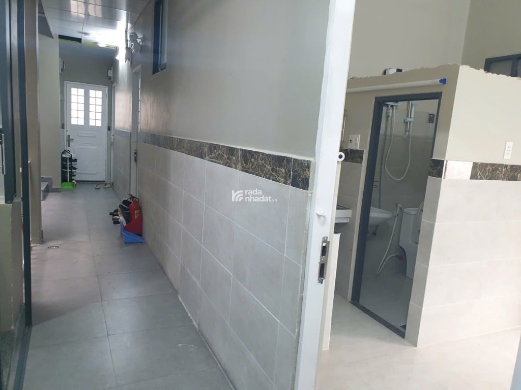 BÁN CHDV BẾN PHÚ LÂM QUẬN 6 140M2 15.5 TỶ THU 50 TRIỆU/THÁNG KẾ CHỢ LỚN 