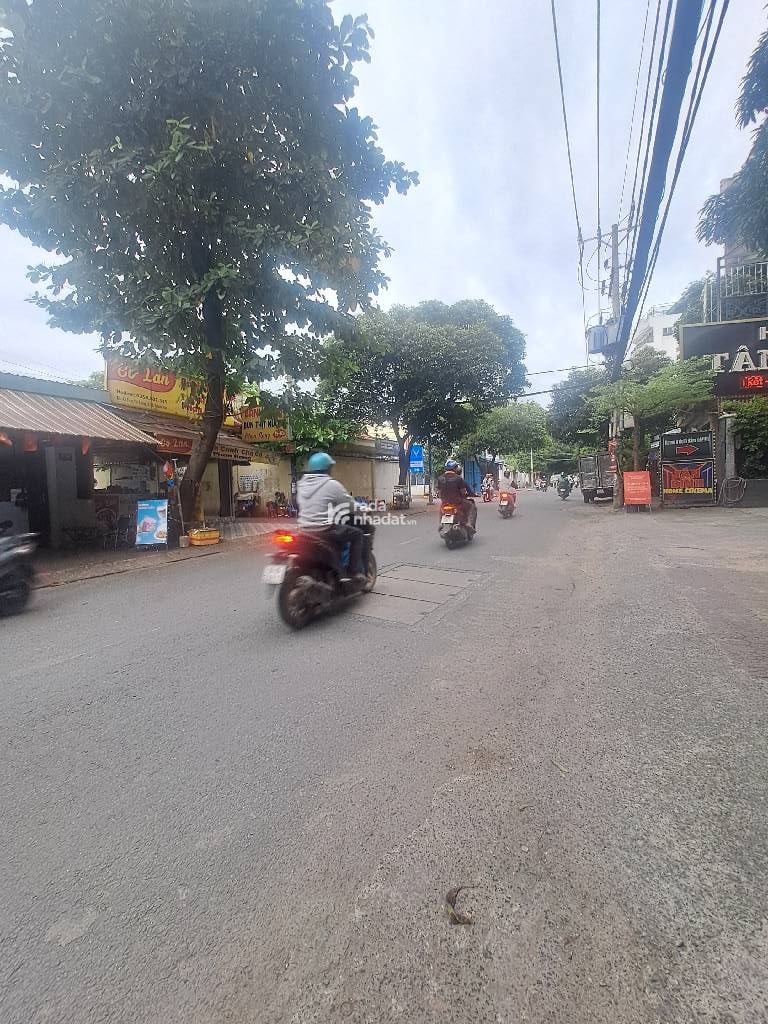 GIÁ RẺ. MTKD TRẦN THỊ TRỌNG, TÂN BÌNH, 108M2 CÓ KC Ở NGAY. GIẢM 350TR CHỈ 15T  