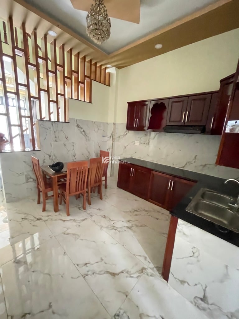 BÁN NHÀ BÌNH TÂN 55M2 4.X TỶ HẺM Ô TÔ THÔNG GẦN MẶT TIỀN TRƯỜNG HỌC