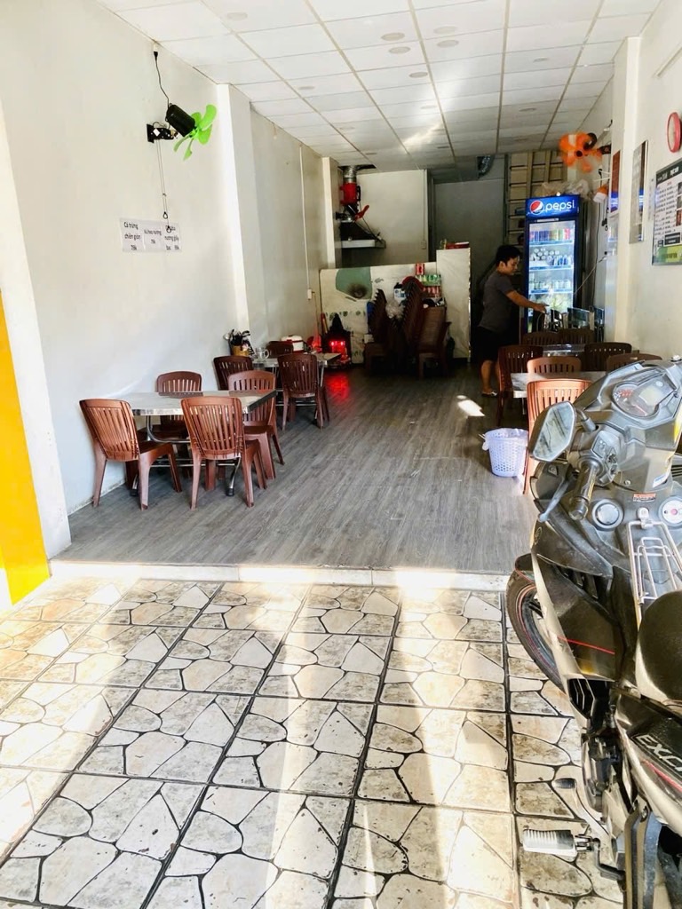 45M2 - MẶT TIỀN KÊNH TÂN HÓA - TÂN PHÚ - KẾ BÊN ĐẦM SEN - KHU VỰC KINH DOANH SẦM UẤT. 