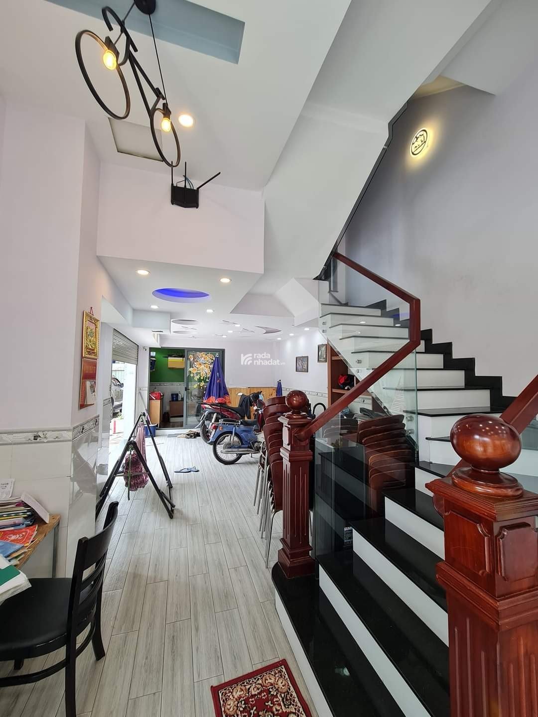 Nhà đẹp bán gấp 5 lầu, hẻm ô tô, đường Nguyễn Hữu Dật, P. Tây Thạnh, Tân Phú, chỉ 9,8 tỷ TL