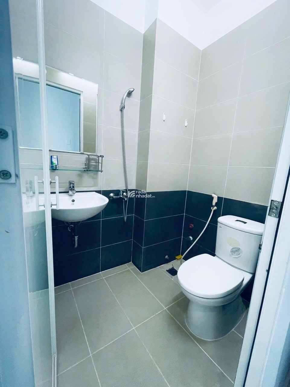 Bán nhà quận 10 đẹp nhất đường 3/2 mà chỉ có 9,5 tỷ