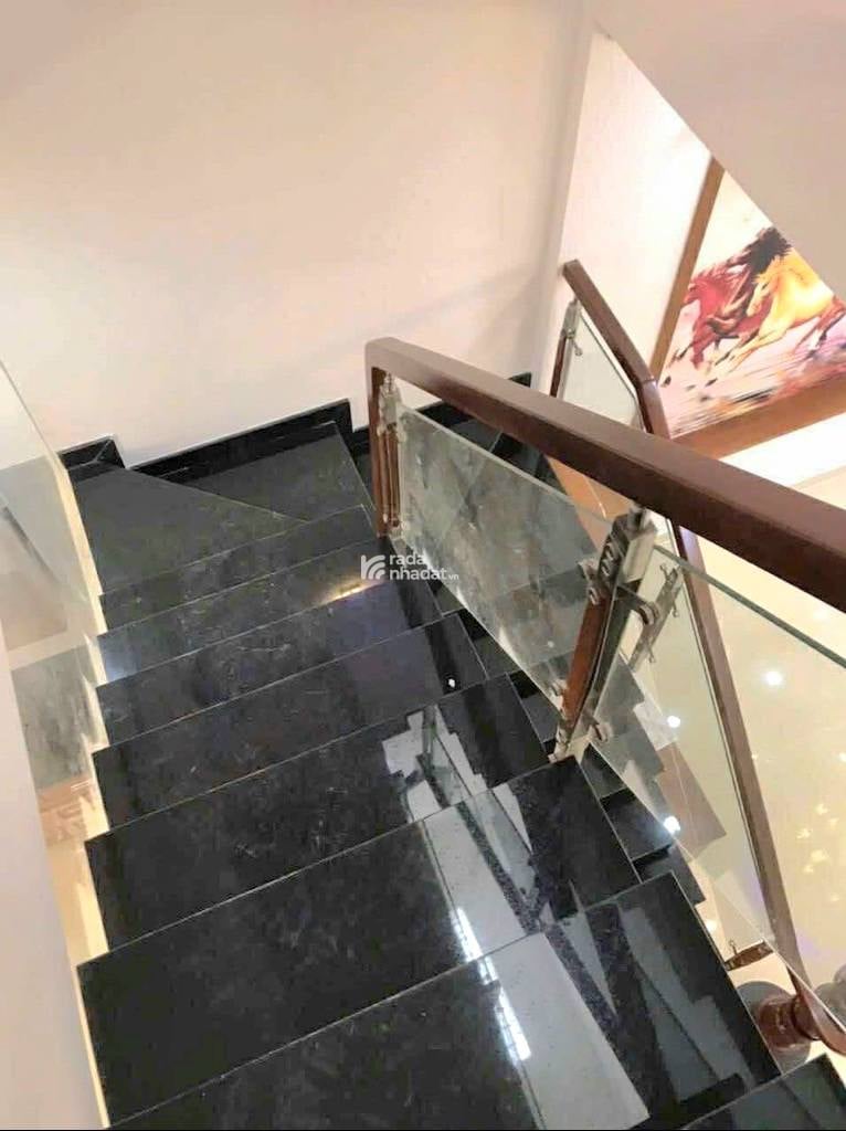 NHÀ 3 TẦNG MỚI ĐẸP Ở NGAY - GẦN MT ĐƯỜNG SỐ 2, TRƯỜNG THỌ - HẺM XE HƠI TO