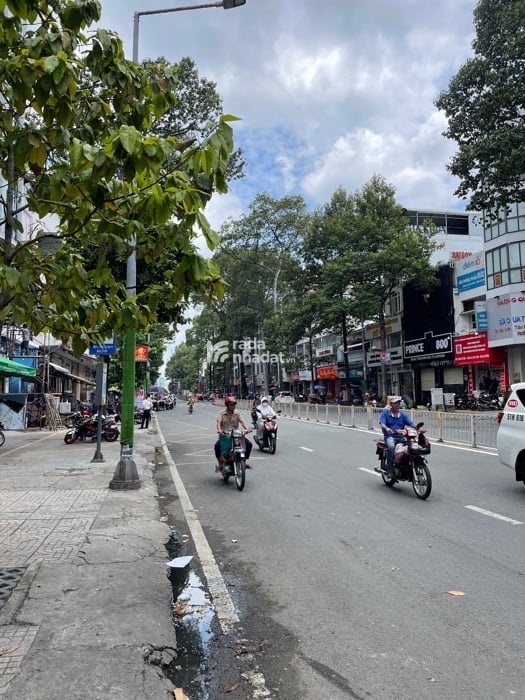 NHÀ BÁN ĐƯỜNG TRẦN HƯNG ĐẠO QUẬN 5 - NGANG 4m