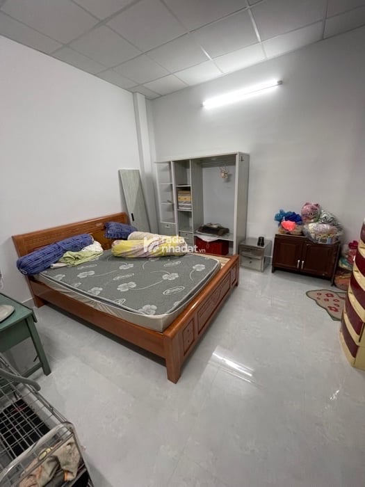 NHÀ BÁN ĐƯỜNG TRẦN HƯNG ĐẠO QUẬN 5 - NGANG 4m