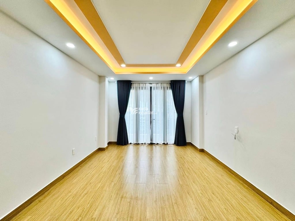 SIÊU PHẨM KHU NGUYỄN GIA TRÍ P.25 BÌNH THẠNH - NGAY ĐH HUTECH - HẺM 8M XE HƠI TRÁNH - 4 TẦNG - 62M2