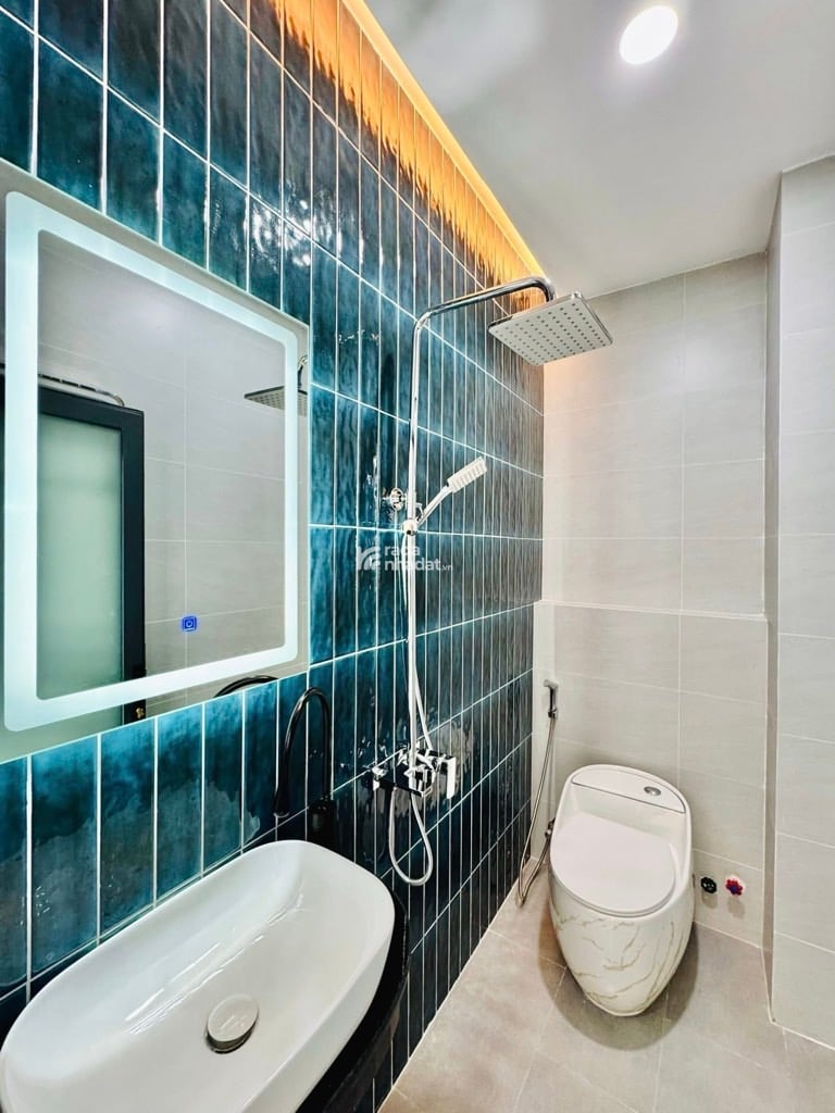 SIÊU PHẨM KHU NGUYỄN GIA TRÍ P.25 BÌNH THẠNH - NGAY ĐH HUTECH - HẺM 8M XE HƠI TRÁNH - 4 TẦNG - 62M2