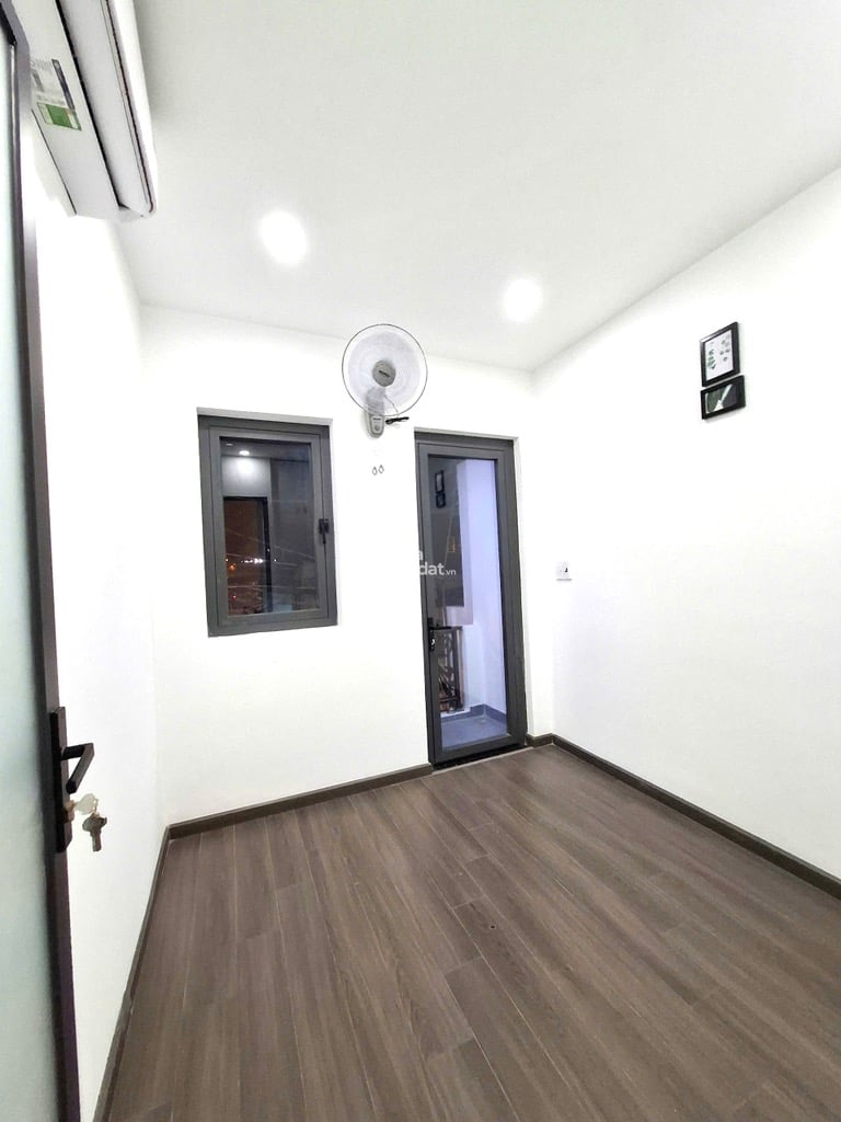 BÁN NHÀ HUỲNH THIỆN LỘC 30M2 4.55 TỶ 3PN HẺM 8M XE TẢI 3 TẦNG HÒA THẠNH TÂN PHÚ 