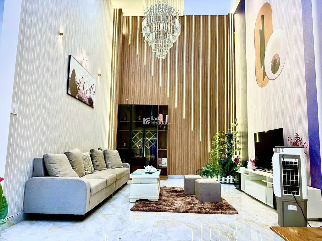 Nhà mới 5 tầng  Khu Phân Lô Đồng Bộ Nguyễn Tư Giản  P12 Gò Vấp  hẻm 8m 56m2 Giá 9.4 Tỷ