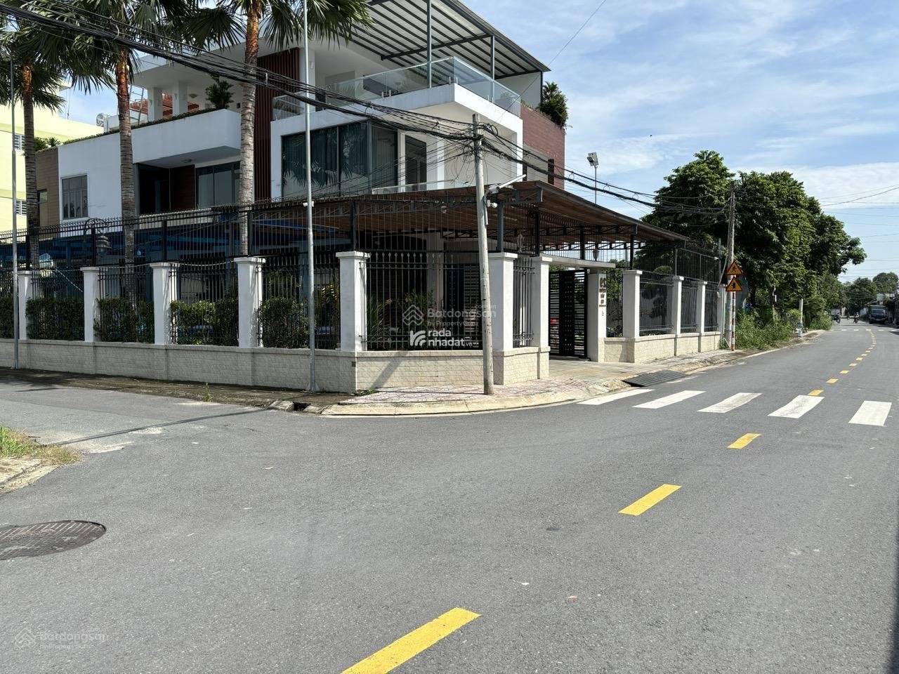 Cắt lỗ 200tr đất thị trấn Củ Chi 10x26m, (260m2) full thổ, SHR công chứng ngay, xây dựng tự do