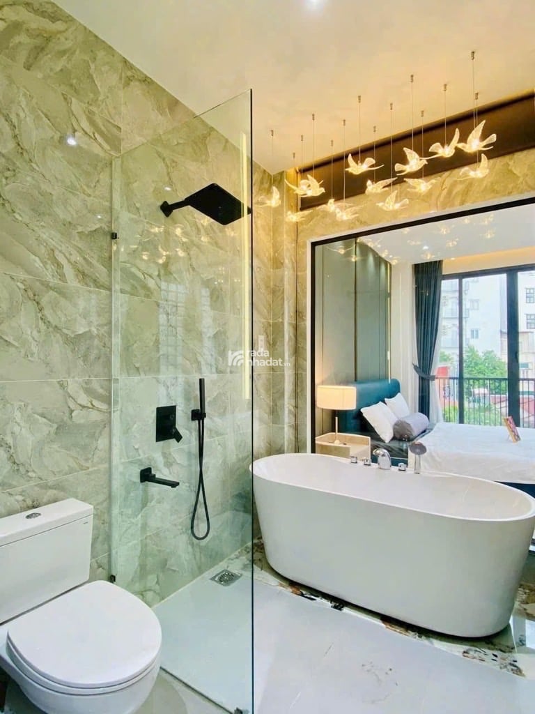 BÌNH THẠNH 15”  Ô TÔ nhỏ VÀO NHÀ - 5 TẦNG - 3 PN, 4 WC  SÂN THƯỢNG RỘNG - CĂN GÓC 2 MẶT THOÁNG