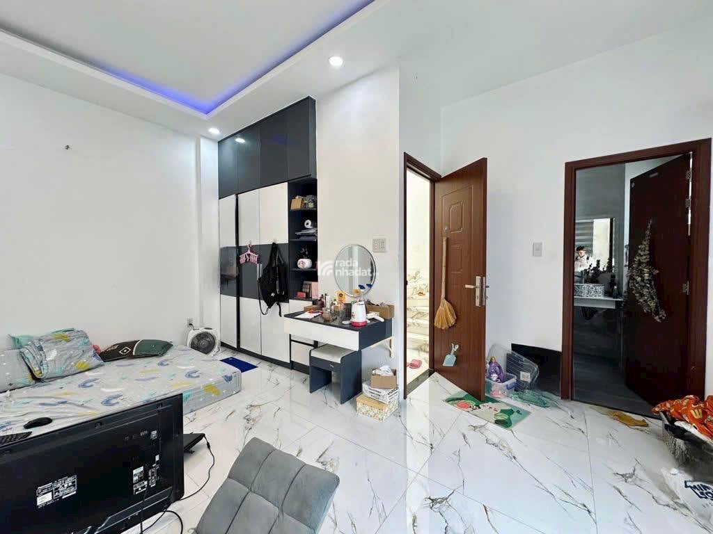CÁCH MẶT TIỀN NGUYỄN VĂN ĐẬU 10M - 5 TẦNG MỚI ĐẸP 39M2, NGANG 5.2M, SỔ VUÔNG - Ô TÔ 4CHỖ