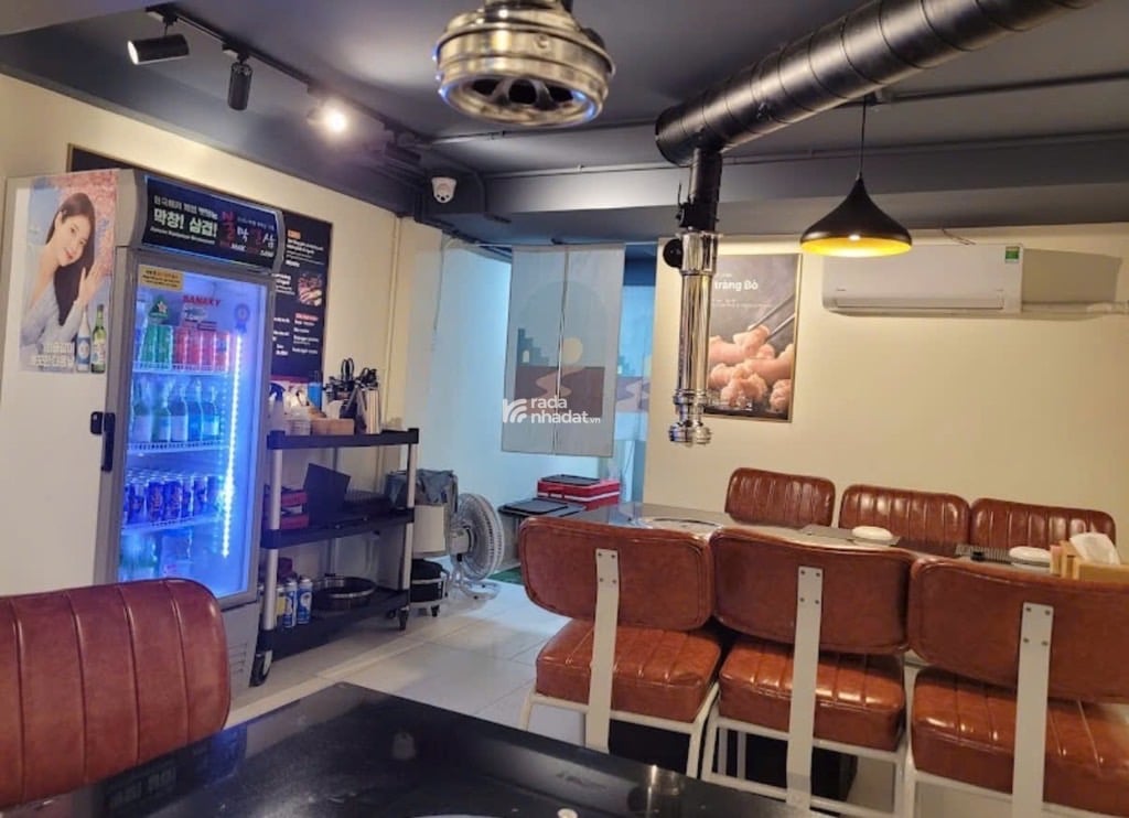 MẶT TIỀN VIP SÁT CHỢ BẾN THÀNH- CON ĐƯỜNG TRỤC SẦM UẤT TRẦN HƯNG ĐẠO