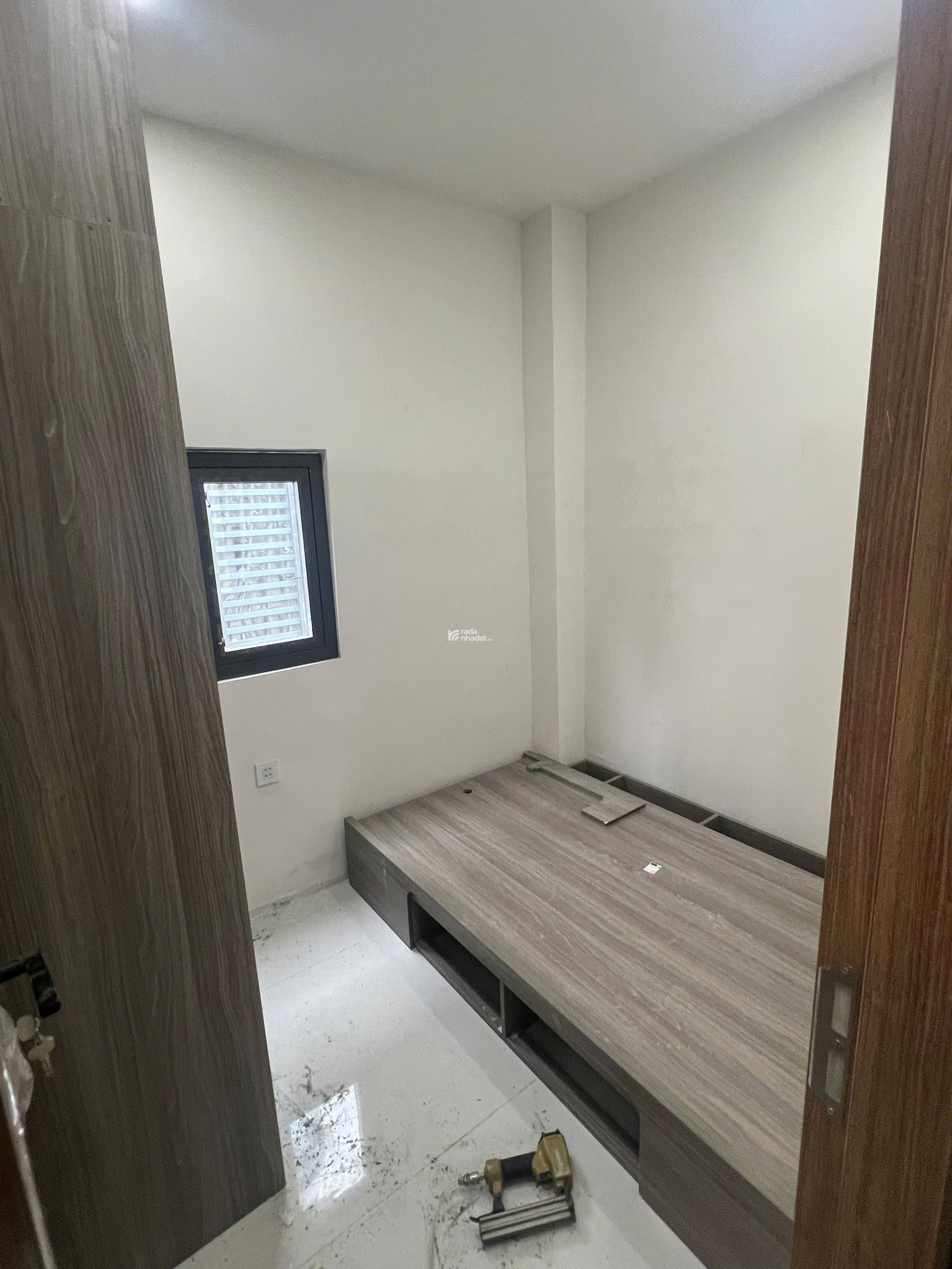 CỰC HIỂM NHÀ 4 MẶT vTIỀN NGANG GẦN 5M - FULL NỘI THẤT - BÙI ĐÌNH TÚY - NHỈNH 5 TỶ